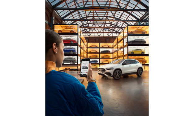 Mercedes-Benz aprimora showroom online de automóveis