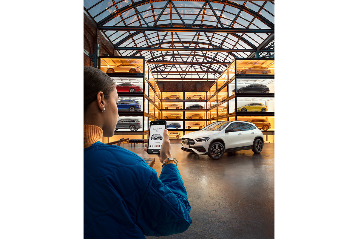 Mercedes-Benz aprimora showroom online de automóveis