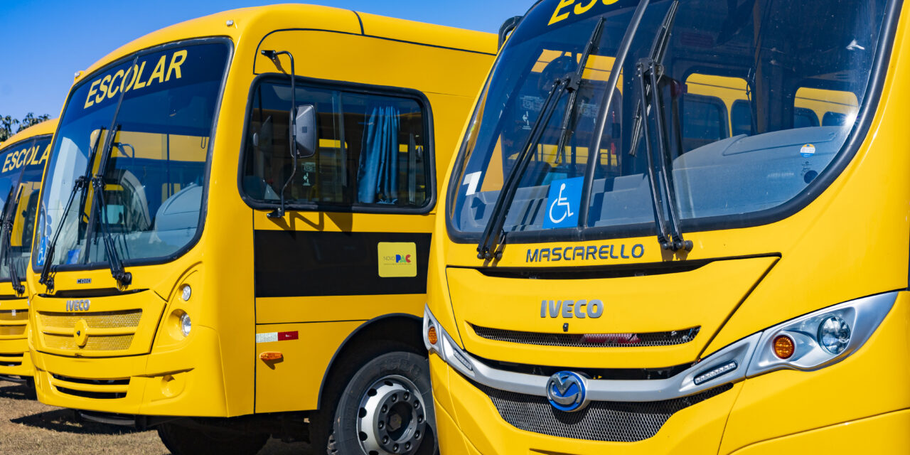 Iveco Bus entrega 32 ônibus escolares para Brumadinho