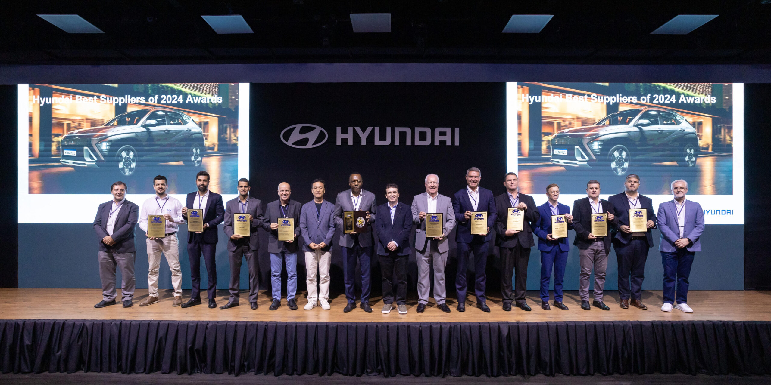 Hyundai premia 11 fornecedores das Américas Central e do Sul