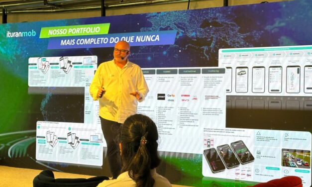 IturanMob lança tecnologia que gera renda para motorista de carro elétrico