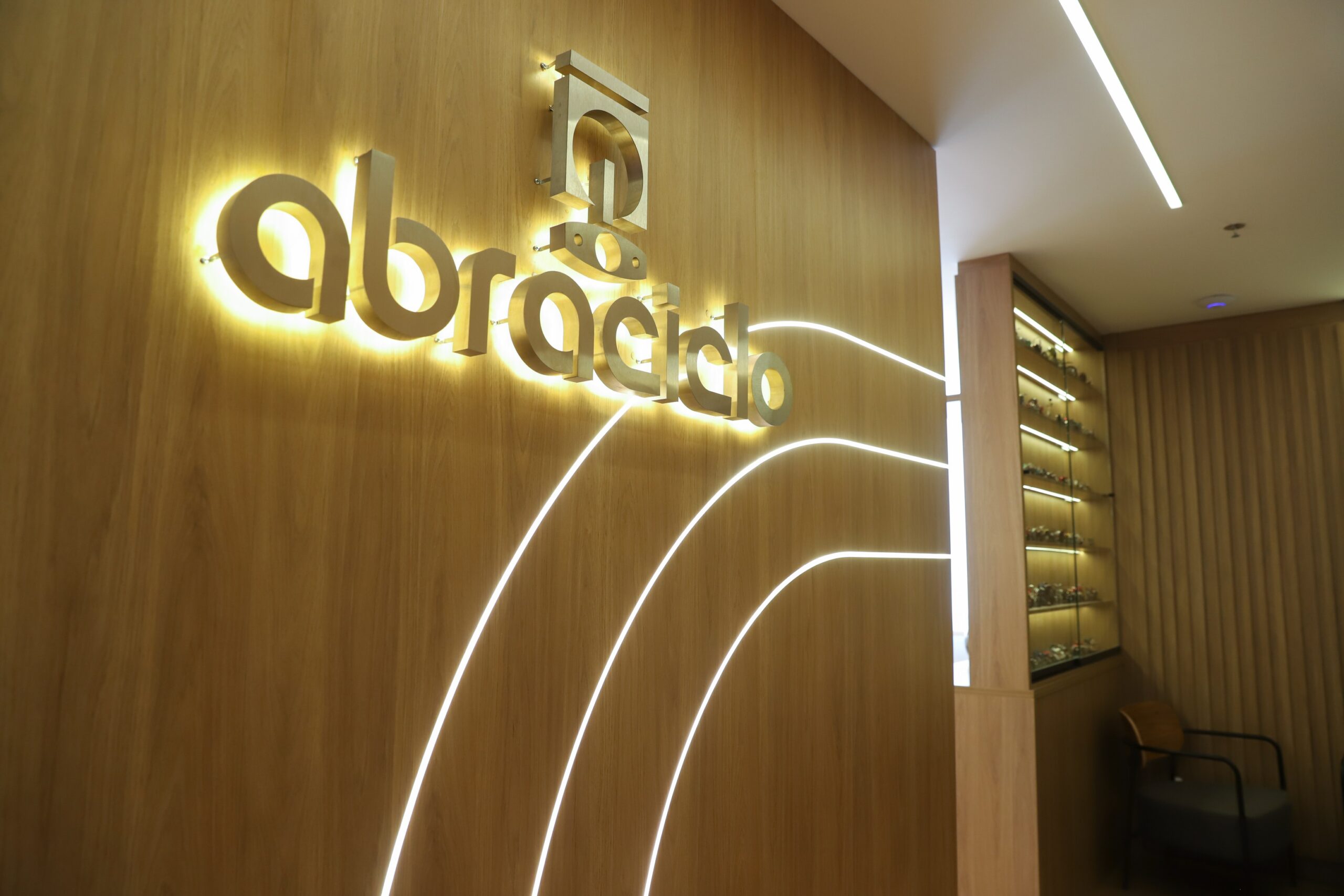 Abraciclo inaugura primeira sede própria