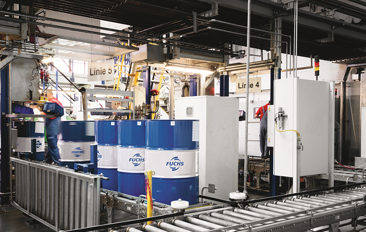 Com nova fábrica, Fuchs quer dobrar participação no mercado de lubrificantes