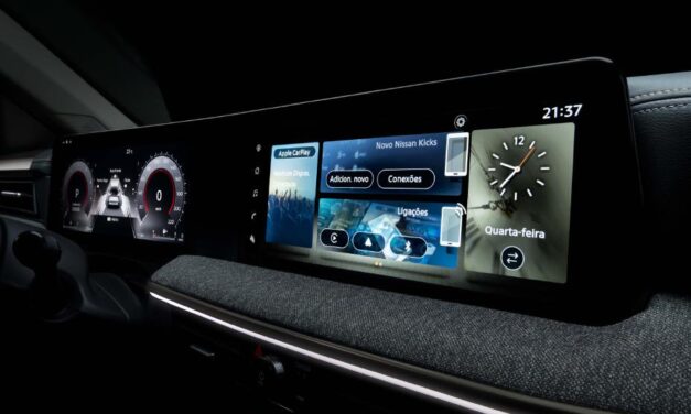 Novo Kicks tem painel 100% digital