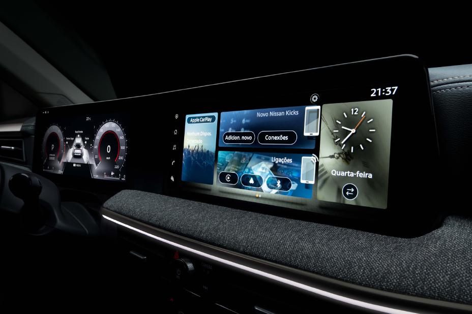 Novo Kicks tem painel 100% digital