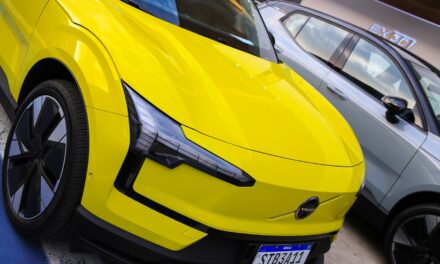 Menos afetado pelos juros altos, segmento de carros premium cresce 15% no ano