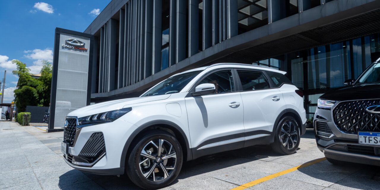 Caoa Chery reduz preços de versões plug-in