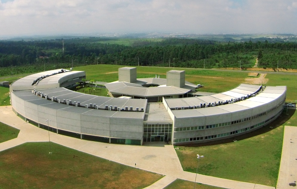 Qualibat investe R$ 400 mil em laborário de baterias em Sorocaba