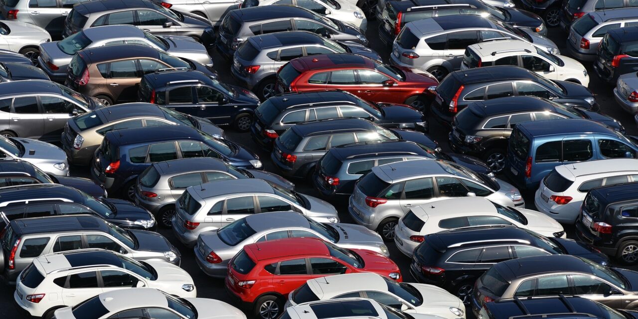 Vendas financiadas recuam e Anfavea teme pela alta dos juros