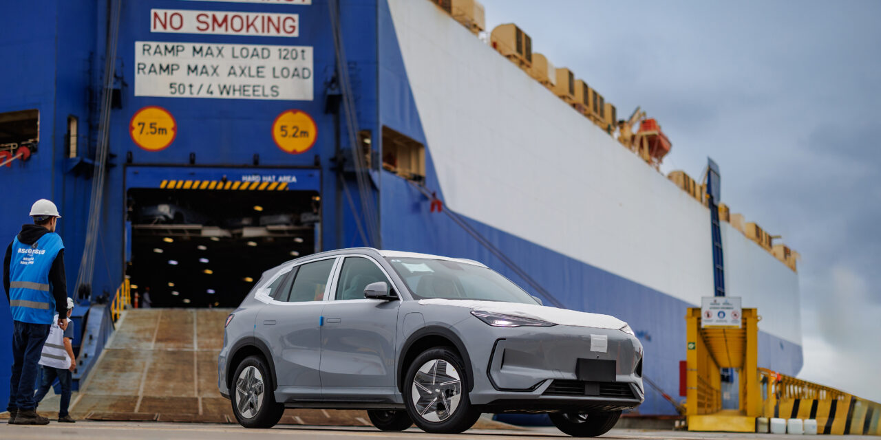 Para aumentar números, indústria chinesa exporta carros novos como usados