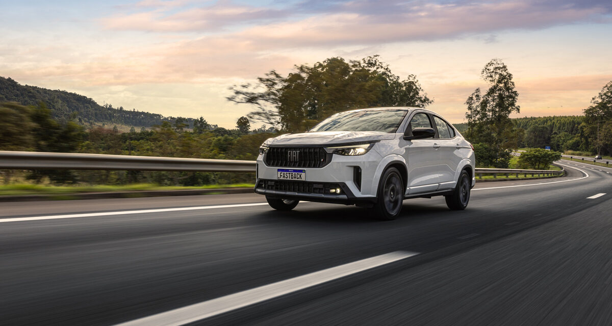 Fábrica de Betim já acumula 150 mil Fiat Fastback produzidos