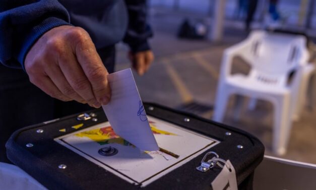 Metalúrgicos da GM aprovam PDV em São José dos Campos