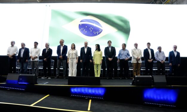 Alckmin participa de inauguração de unidade de reciclagem da Moura