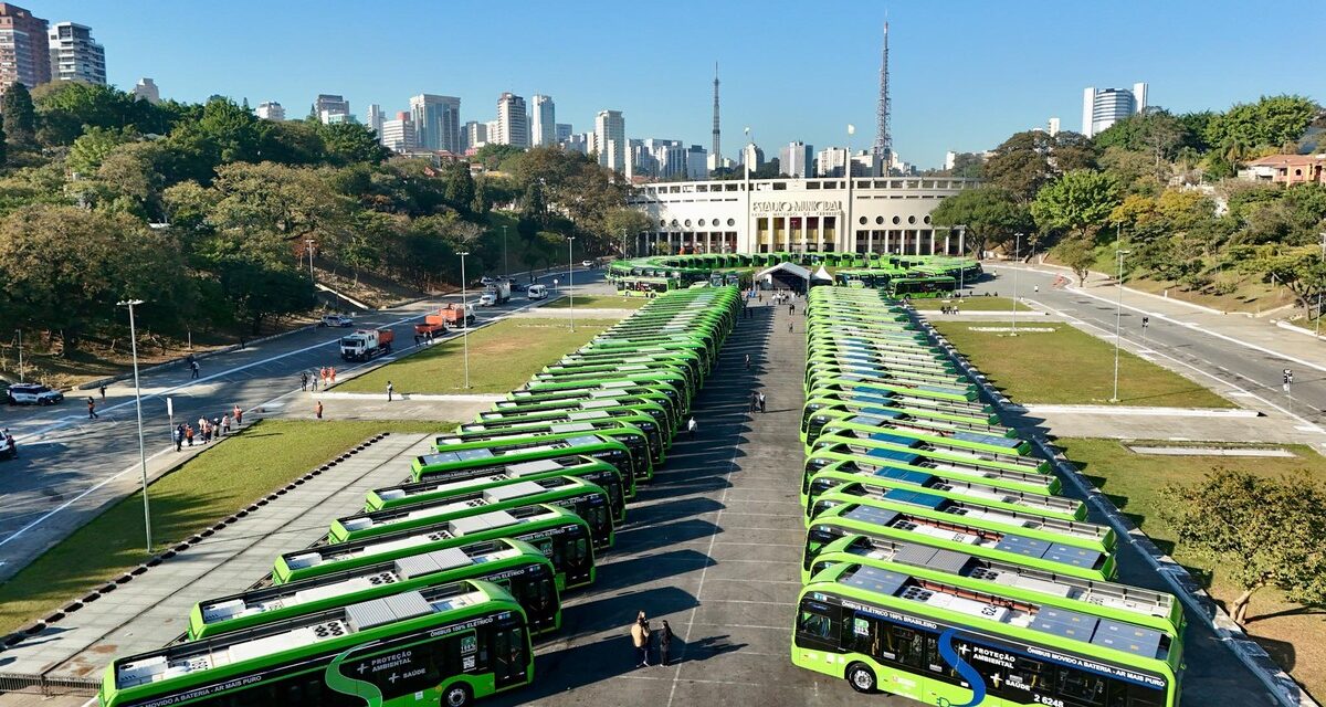 Ônibus elétricos avançam com crescimento de 89% no 1º semestre
