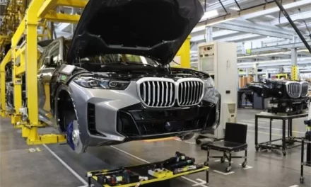 Em julho, montadoras produzem 237,8 mil veículos