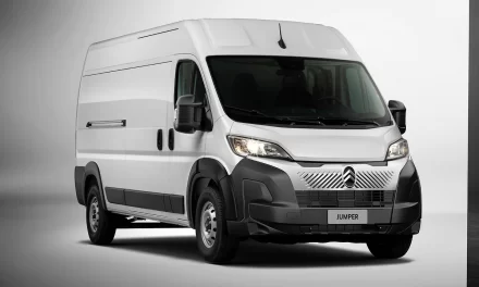Na linha 2026, Citroën Jumper ganha motor mais potente