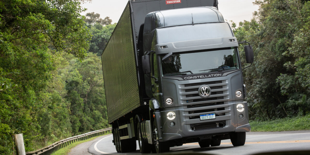 Com Constellation 20.480 4×2, VWCO promete acelerar nos extrapesados