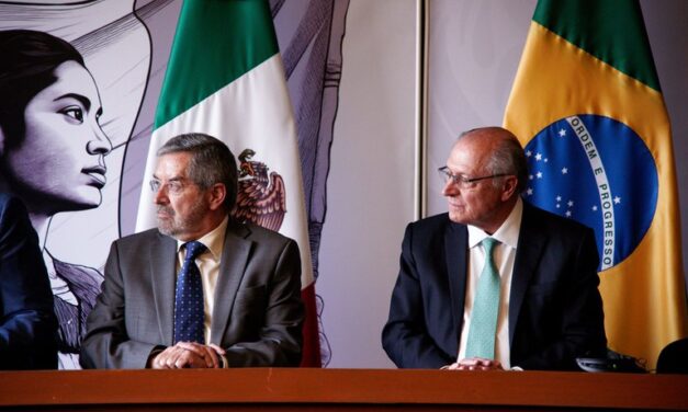 Brasil fecha acordo de parceria em biocombustível com o México