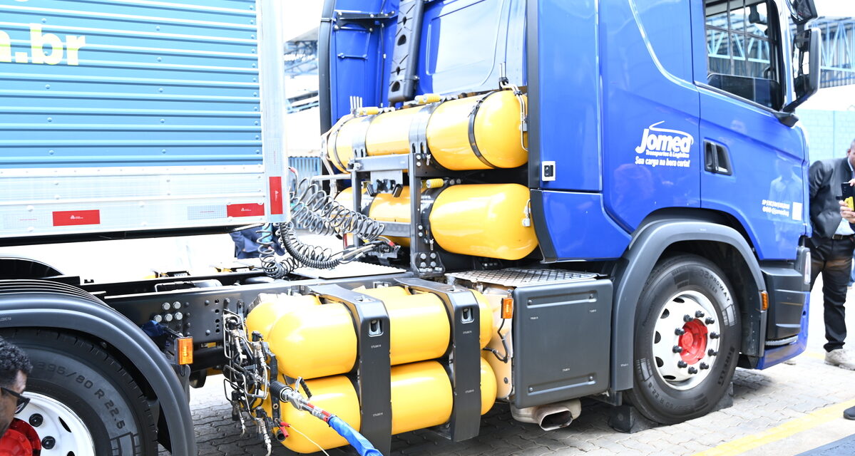 Jomed começa a operar frota de caminhões com biometano