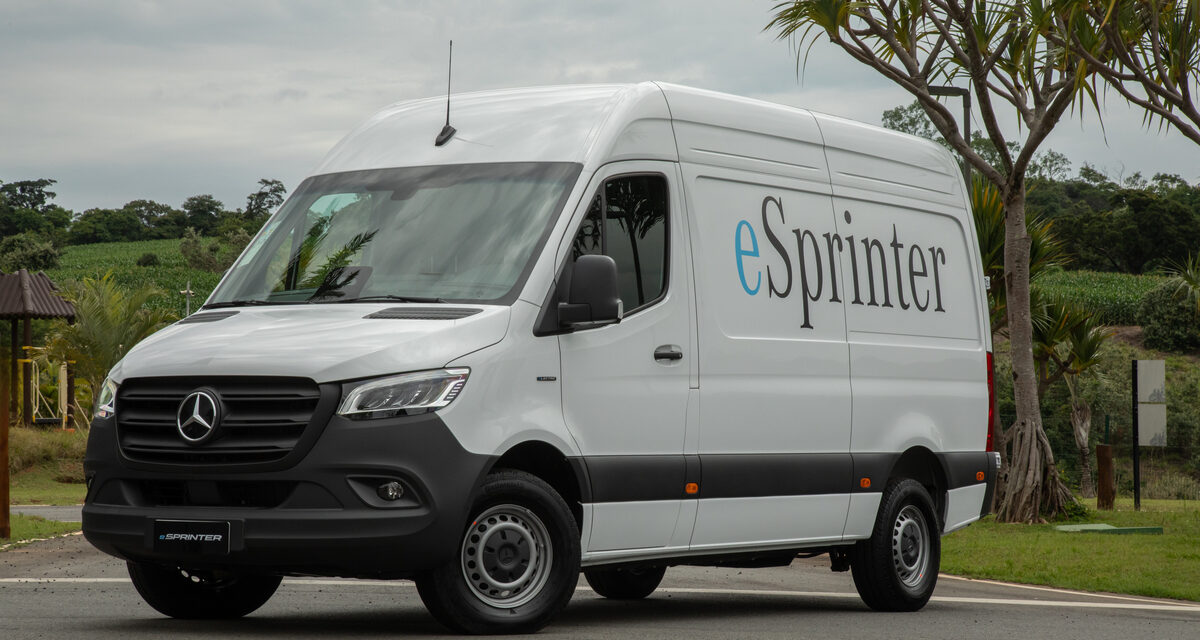 FedEx eletrifica a frota com Mercedes-Benz eSprinter