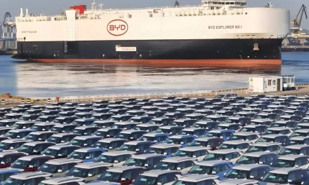 Carro chinês: venda cresce 41% e estoque supera 100 mil unidades.