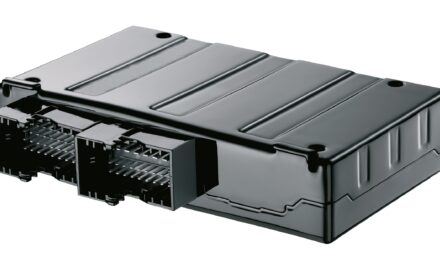 ZF nacionaliza ECU de freios para veículos comerciais