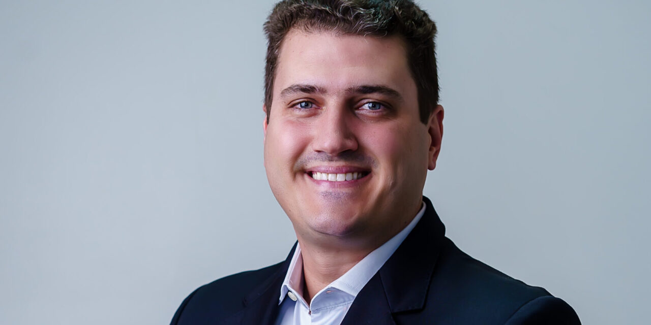 Fernando Capeloza retorna à AkzoNobel