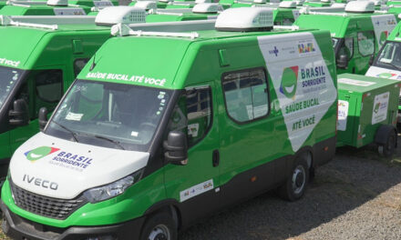 Iveco entrega Daily para Ministério da Saúde