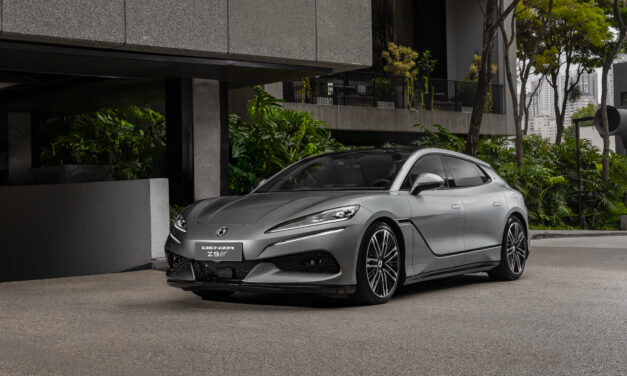 Denza oficializa início de operação no Brasil em outubro