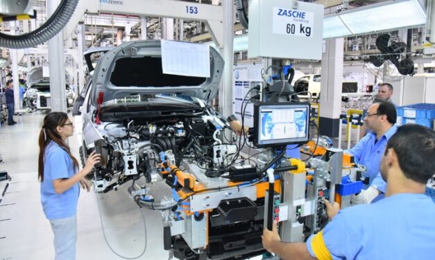 Produção de veículos cresce graças às exportações