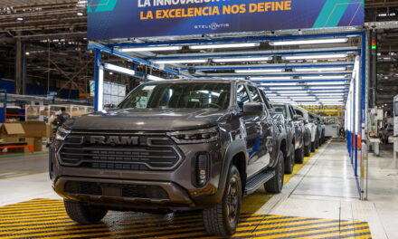 Stellantis já produz a RAM Dakota na Argentina