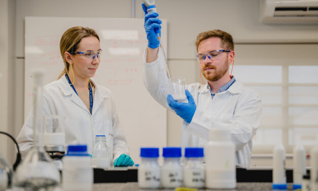 Nova tecnologia da NIONE recupera propriedades do plástico reciclado