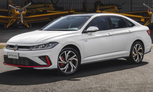Por R$ 270 mil, novo Jetta GLI chega na rede VW em novembro