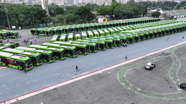 Brasil caminha para ter a maior frota de ônibus elétrico da região