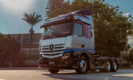 Mercedes-Benz comemora 15 anos do Actros com série limitada