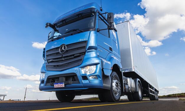 Mercedes-Benz: ponto fora da curva no mercado de caminhões.