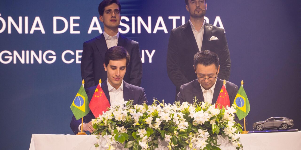 No Salão do Automóvel, assinatura da nova empresa Caoa Changan