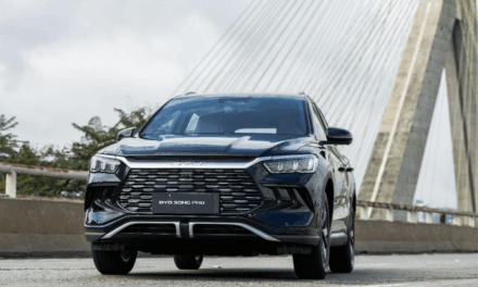 BYD emplaca mais de 100 mil carros no ano