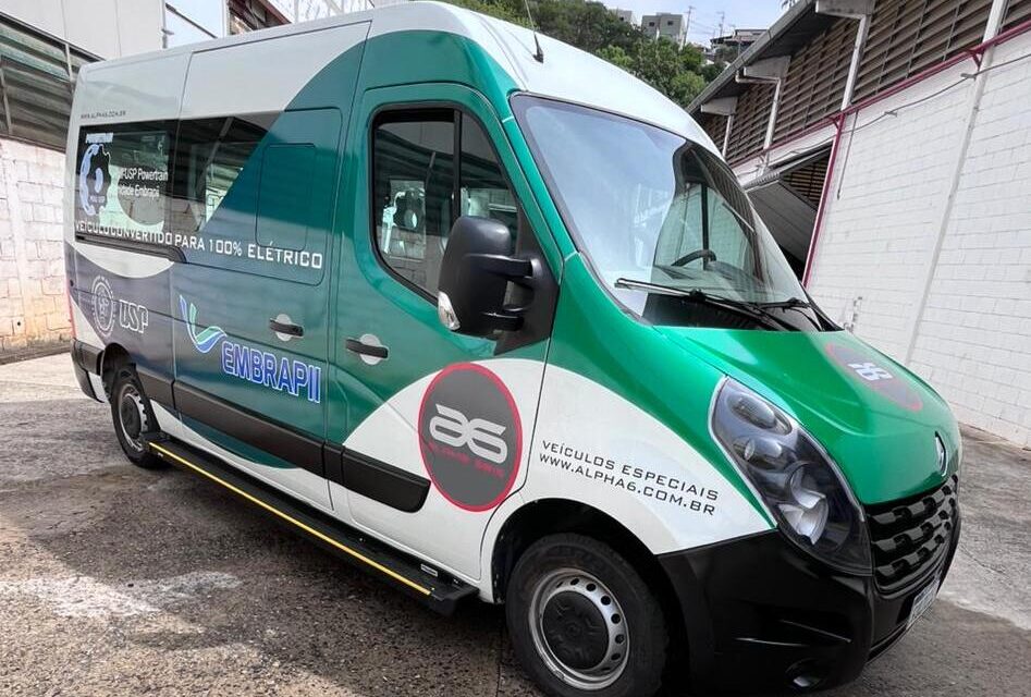 Projeto da Embrapii com a Alpha 6 converte van a combustão em elétrica