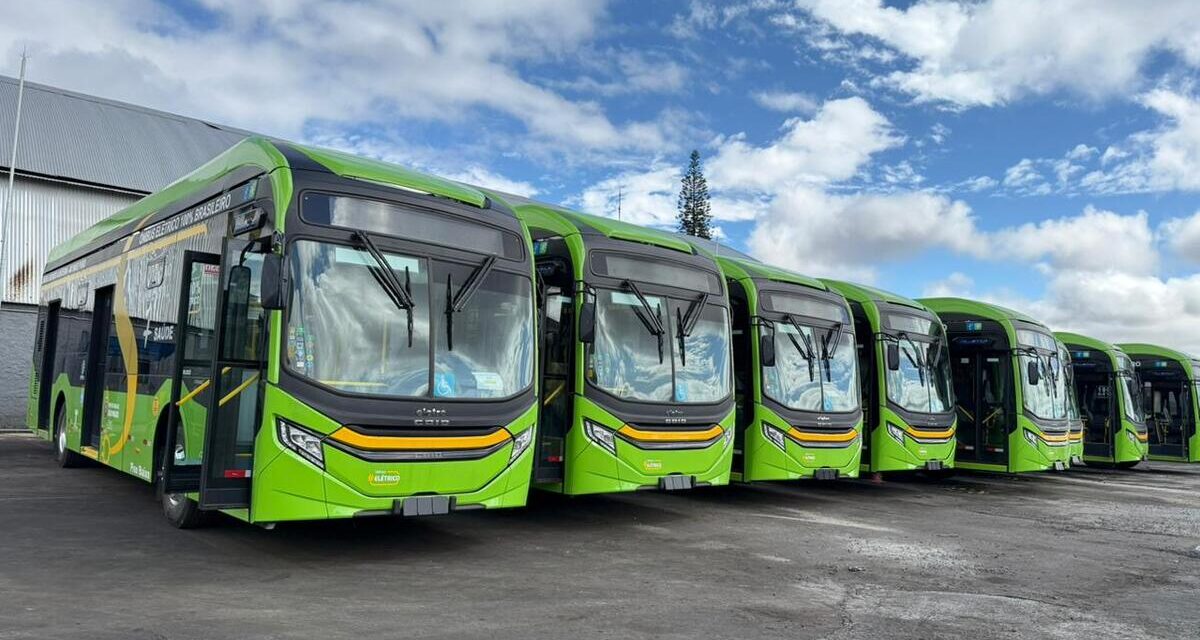 Cidade de São Paulo recebe mais 105 ônibus da Eletra