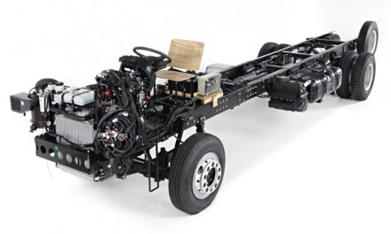 Mercedes-Benz aumenta presença no fretamento rural com o chassi OF 1519 R