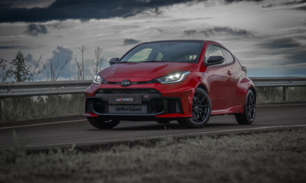 Toyota inicia pré-venda do esportivo GR Yaris