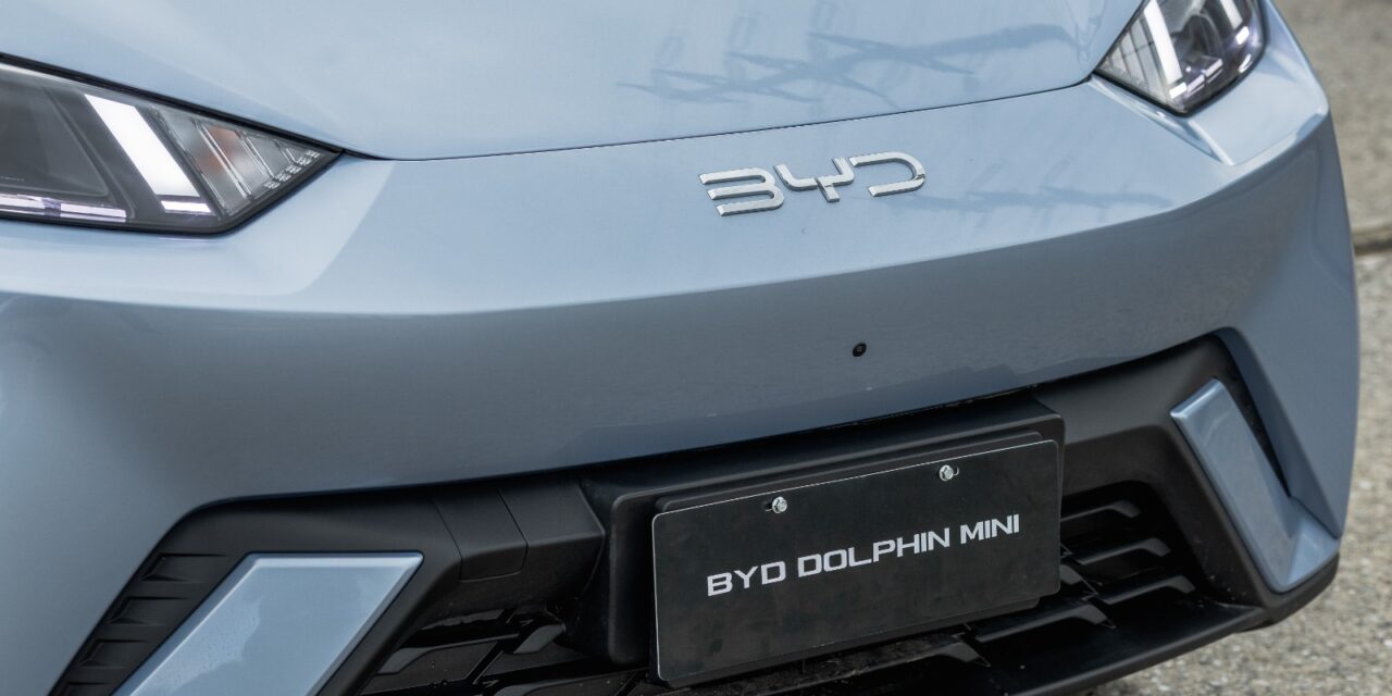 No varejo, BYD supera GM e emplaca Dolphin Mini no topo
