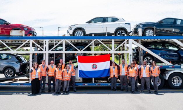 Kait brasileiro desembarca no Paraguai