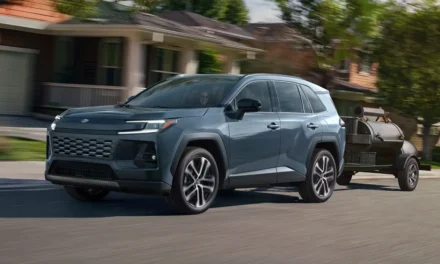 Novo Toyota RAV4 chega em abril