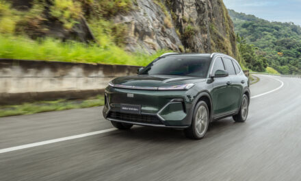 Geely EX5 híbrido é opção certeira de SUV médio
