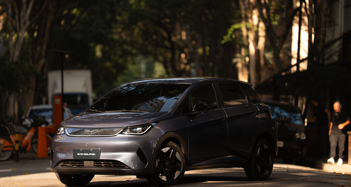 BYD amplia a oferta do Dolphin com versão intermediária