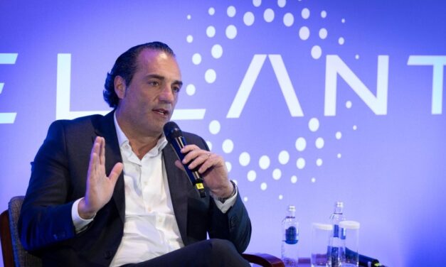 Antonio Filosa quer mecanismo que assegure mais competitividade da indústria brasileira