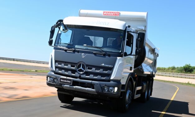 Mercedes-Benz aproveita Agrishow para ampliar a oferta do Atego