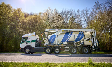 Scania e Unicon rompem barreiras com o transporte de concreto 100% elétrico